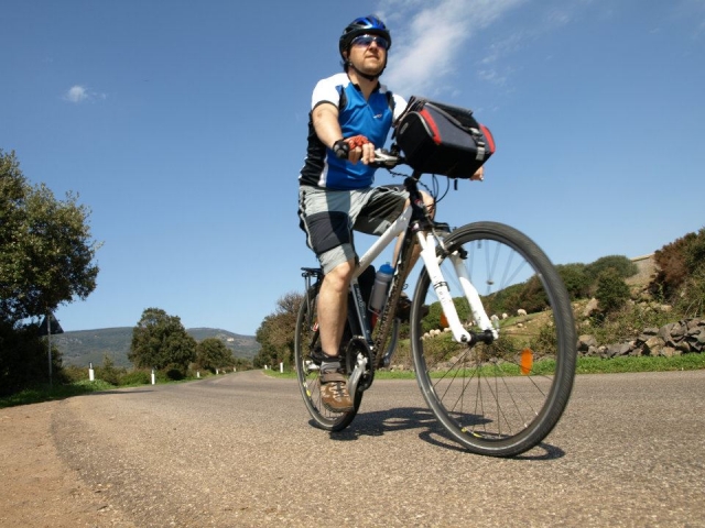 We offer cycling holidays in a wide range of locations